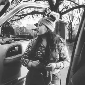 Meet your Posher, Victoria